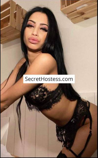 Amanda 20Yrs Old Escort 65KG 166CM Tall Budapest Image - 0