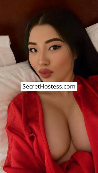 20 Year Old Asian Escort Riyadh Black Hair Brown eyes - Image 1