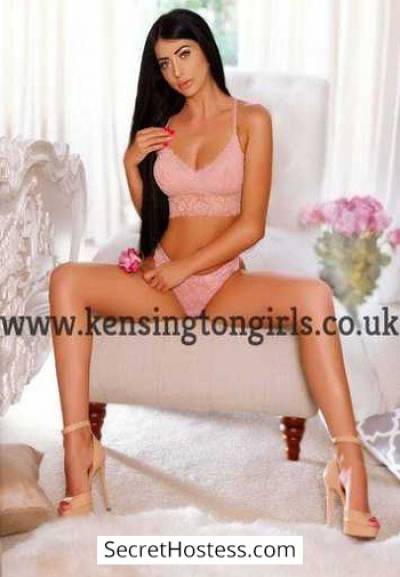 22 year old Escort in Gloucester Road London Kriss, Kensington Girls Agency