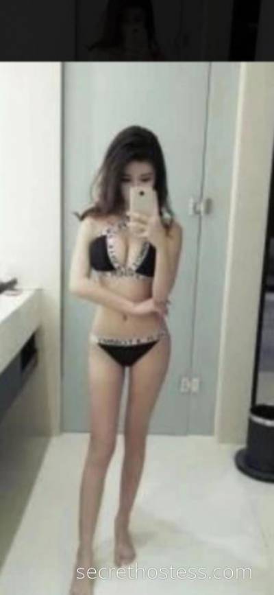 22 year old Chinese Escort in Alphington Melbourne In &amp; out call hot girl in Alphington—-22 yo