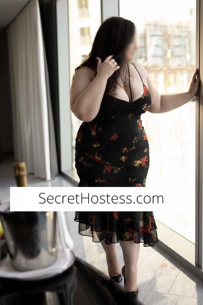 20Yrs Old Escort Image - 16