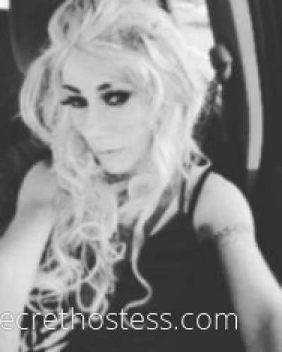36 year old Escort in Mackay Hot pussy loves to suck cock
