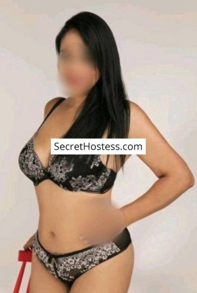 45 Year Old Latin Escort Panama City Black Hair Black eyes - Image 3