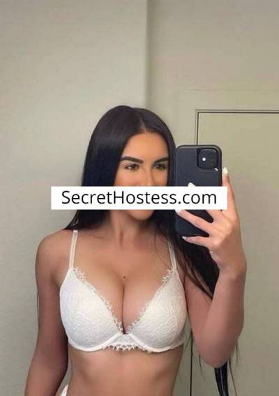 21 Year Old Latin Escort Toronto Brunette Brown eyes - Image 7