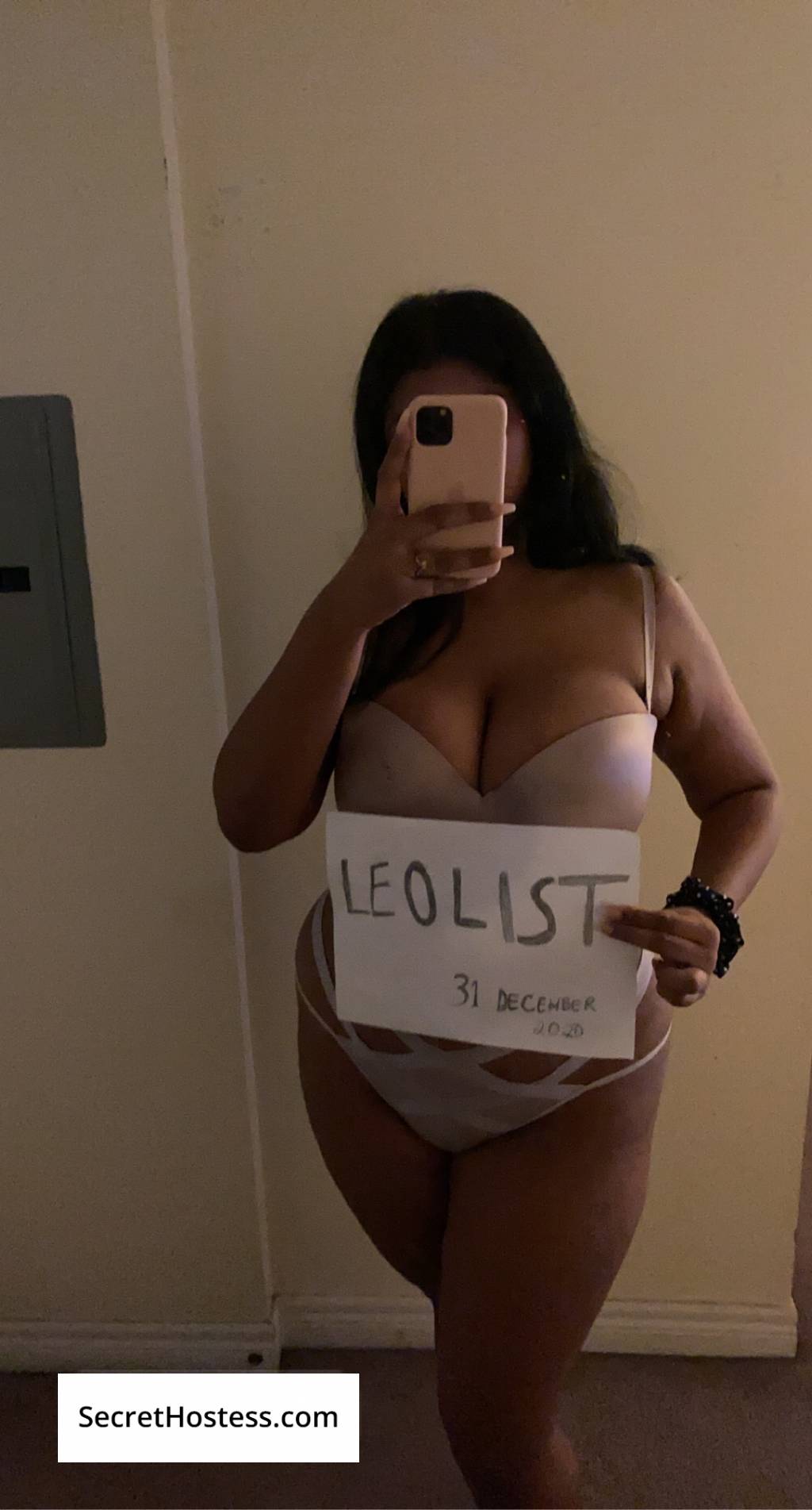 INDIAN horny curvy busty girl - hindi speaking Escorts Mississauga Canada