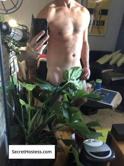 Open-Minded Easing Going Straight Guy for INCALLS/OUTCALLS in Toronto