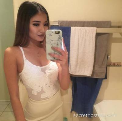 19 year old Escort in Box Hill Melbourne 19 yo juice sexy baby girl make fun baby