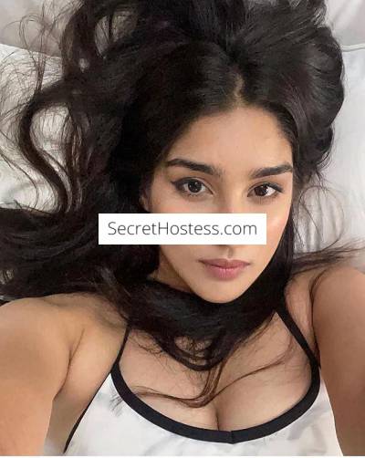 22 year old Escort in Canberra Cute independent girls available in call or out call both 