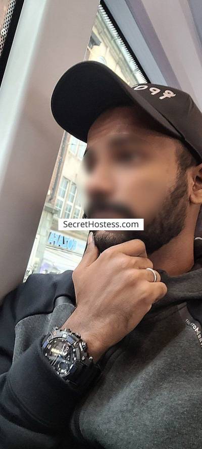 24 year old Indian Escort in Longsight - M13 Manchester Richie