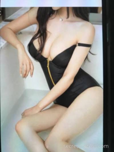 24 year old Escort in Belgian Gardens Townsville Slim in Bowen road