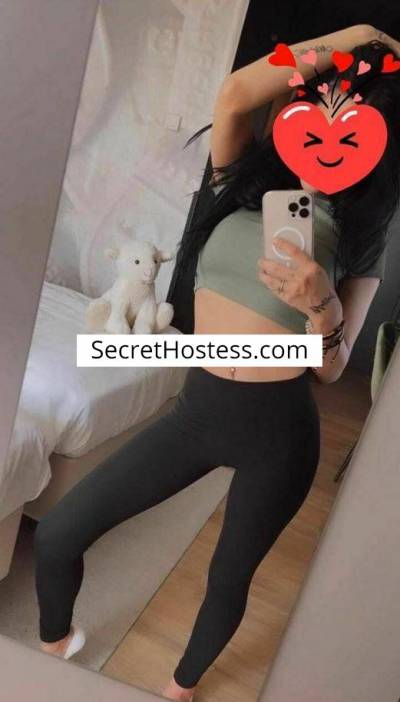 20 Year Old Caucasian Escort Vienna Black Hair Brown eyes - Image 3