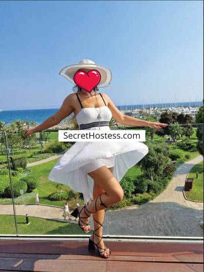 Escort Limassol Brunette Green eyes - Image 5