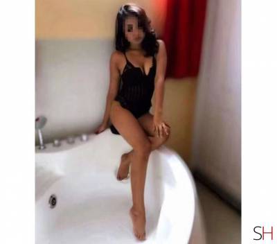 24 year old Asian Escort in Bedford 🌟HOT ASIAN MODEL IN BEDFORD CENTRE MK40 - 100% REAL GFE