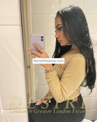 Candy - CANDY Busty Brunette Outcalls in Essex