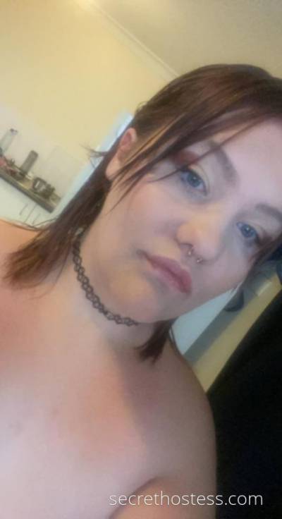 23 year old Escort in Hamilton Newcastle Curvy escort