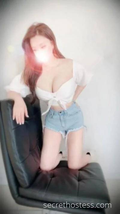 24 year old Escort in Melbourne Finest escort! young pretty lady waiting for your booking
