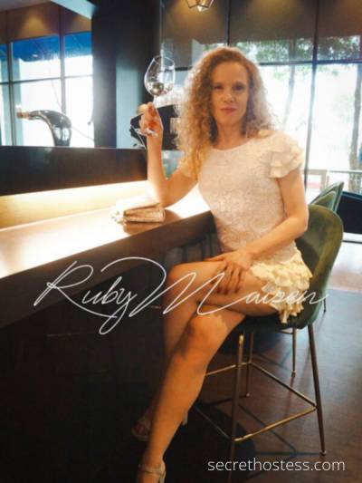 53Yrs Old Escort Size 8 165CM Tall Melbourne Image - 4