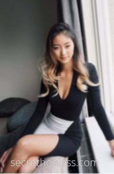 22 year old Escort in Perth The SEXIEST Girl need for Extra money First time short stay