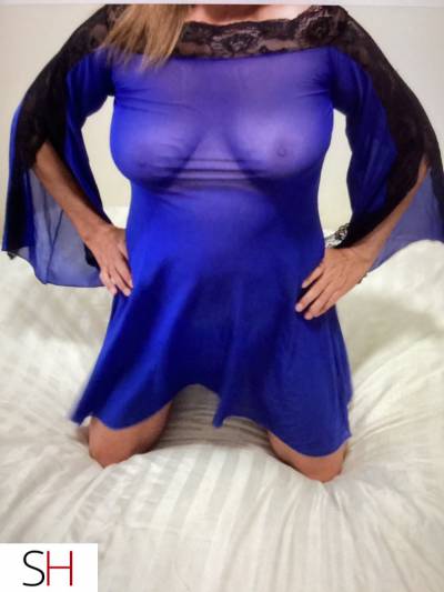 53 Year Old Asian Escort Barrie - Image 1