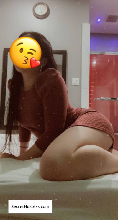 Cute Asian Petite young sweet in Montreal