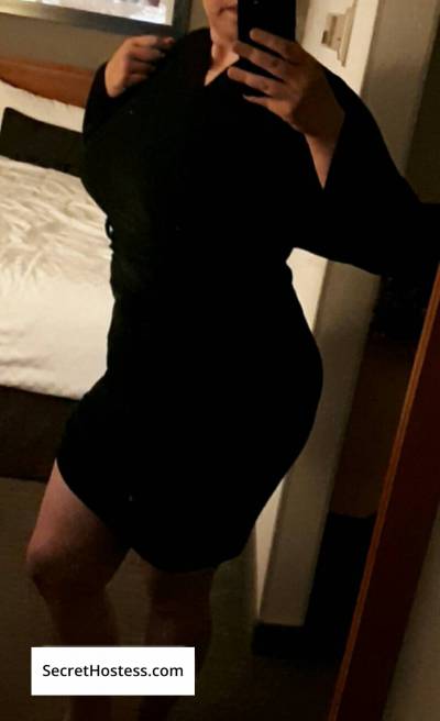 28 year old Asian Escort in Kamloops Ill treat you like a king