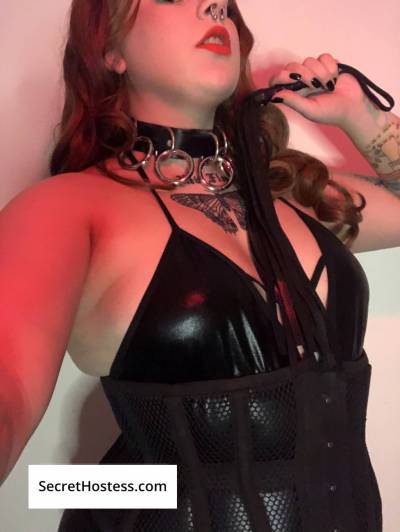 Curvaceous Domme with a sadistic streak in Montreal