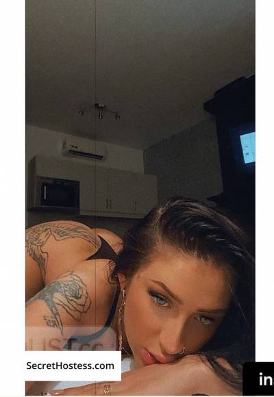 21 Year Old Escort Montreal Blue eyes - Image 7