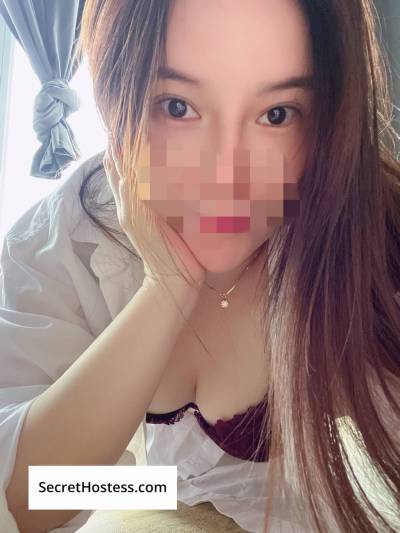 28 year old Asian Escort in Burnaby/NewWest 1000% real photo, A petite Asian girl