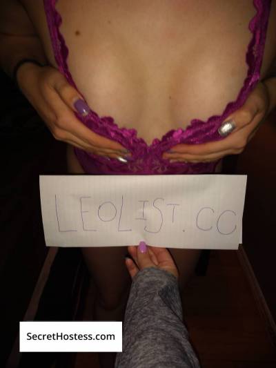 20 year old Asian Escort in Edmonton Russian, sensual, student, innocent, NEW, escort
