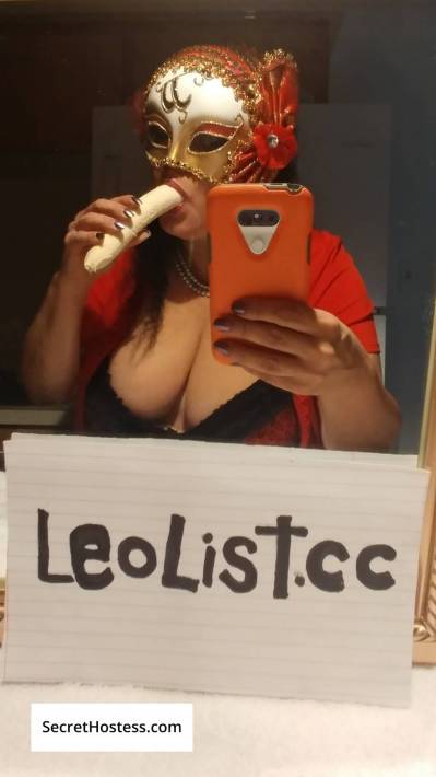 44 year old Escort in Prince George Busty Cindy classy voluptuous lady
