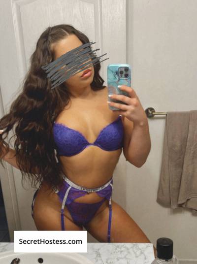 22 Year Old Asian Escort Vancouver Brunette - Image 7