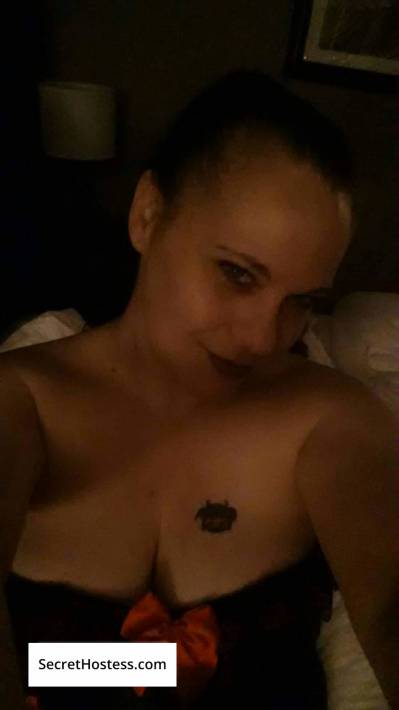 30 year old Asian Escort in Victoria Orally Talented, Cute, and Curvaceous