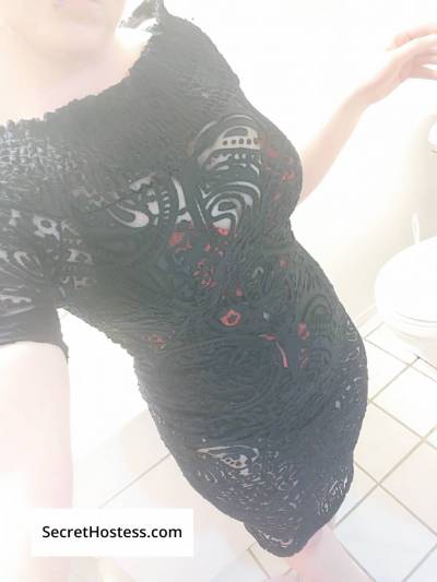 21 year old Asian Escort in Edmonton Enthusiastic, professional &amp; curvaceous girl ready 