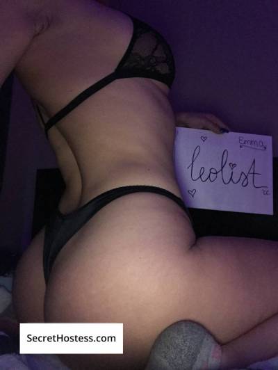 21 year old Asian Escort in Edmonton Lovely Europian babe