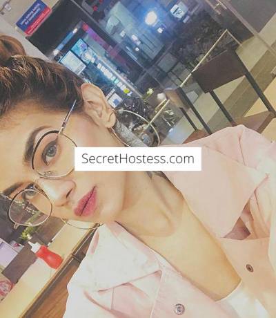 22 year old Indian Escort in Melbourne ?? I am independent genius Indian hot girl available in your