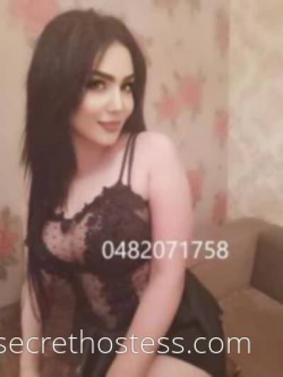 25 year old Escort in Macgregor Brisbane First day, need you badly, my mouth is waiting,private