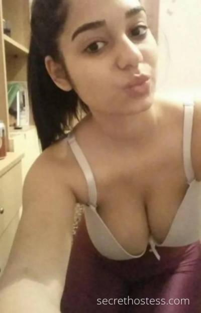 23 year old Escort in Brisbane Threesome Bisexual Girls Nat Queen Unrushed Pleasure genuine