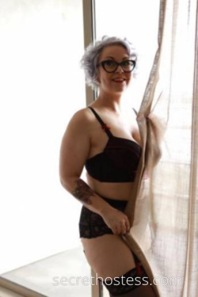 40 year old Escort in Fyshwick Canberra Ava Mae - Experienced &amp; Magnetic Beauty - For Your 