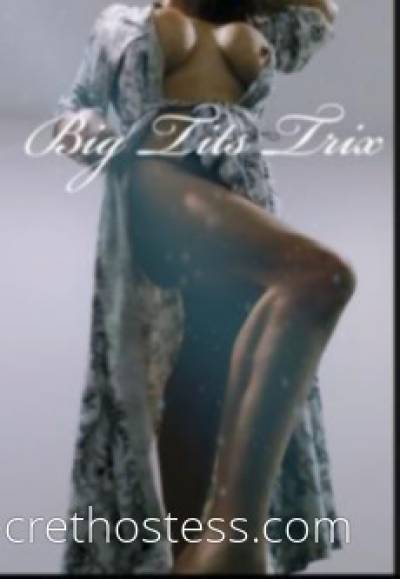 42 year old Australian Escort in Maroochydore Sunshine Coast Sexy Brunette Minx