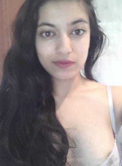 22 year old Indian Escort in Melbourne ME Super hot Indian girl Available for you