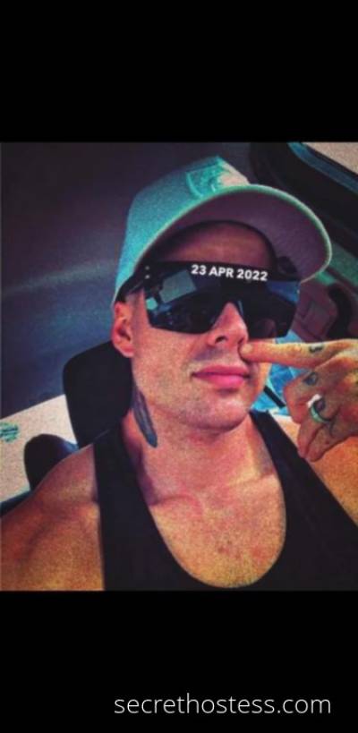 Fit, funny, flirty 26yr tatted male FOR ANY SERVICES in Townsville