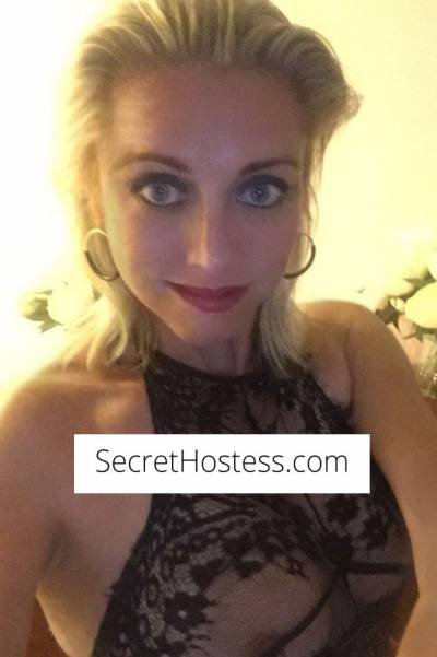 Amy Dea Private 40Yrs Old Escort Size 10 173CM Tall Sydney Image - 3