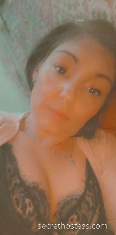 31 year old Escort in Canberra Casey from fyshwick is now in the city