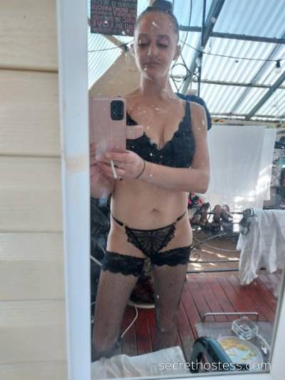 Horny size 8 ready for escort or incall with you in Newcastle