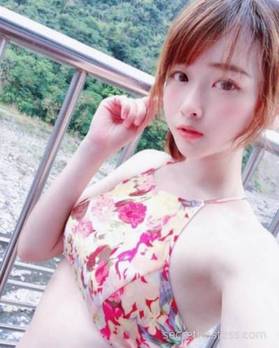 23 year old Asian Escort in Thornlie Perth Girlfriend of your dreams - Best Asian body
