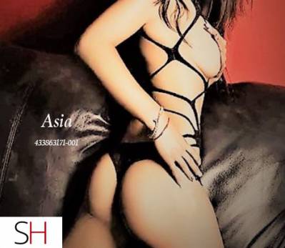 25 year old Asian Escort in City of Edmonton HOT WEST SIDE GIRLS! Brand New Location! 4 VIP ROOMS! 