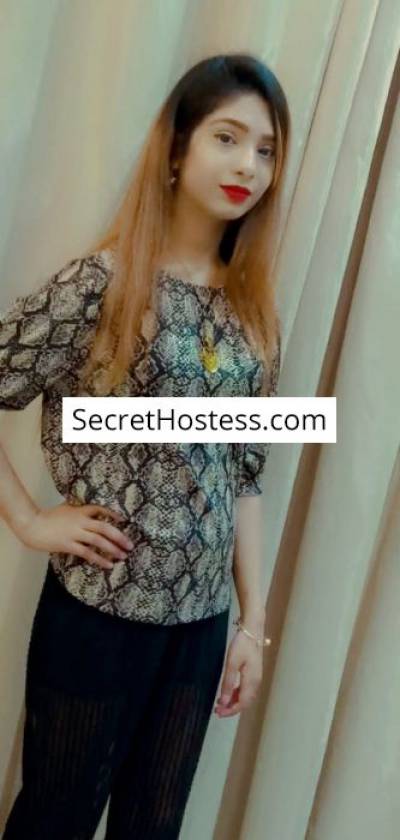 23 Year Old Indian Escort Dubai Brown Hair Brown eyes - Image 3