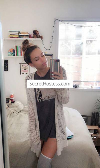 22 year old Escort in Adelaide ??Sizzling hot pussy available for fun, book me now for 