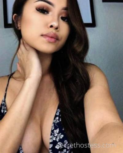 23 year old Asian Escort in Gold Coast love to play, NEW Fresh TIGHT Pussy, Stunning good service