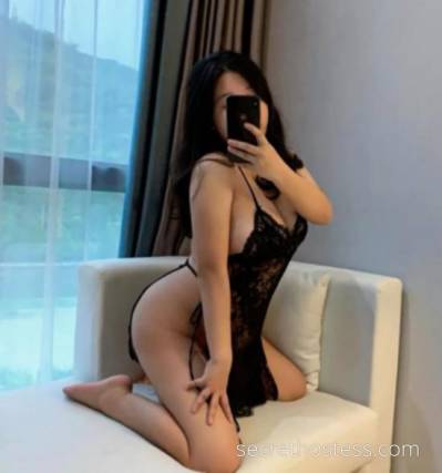 23 year old Escort in Melbourne Sexy Curvy Girl Fresh Juicy Playmate, Stunner here only 1 